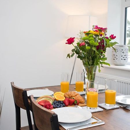 The Bearded Goat Den - A Rural Retreat At This Modern Holiday Cottage Saint Leonards Buitenkant foto