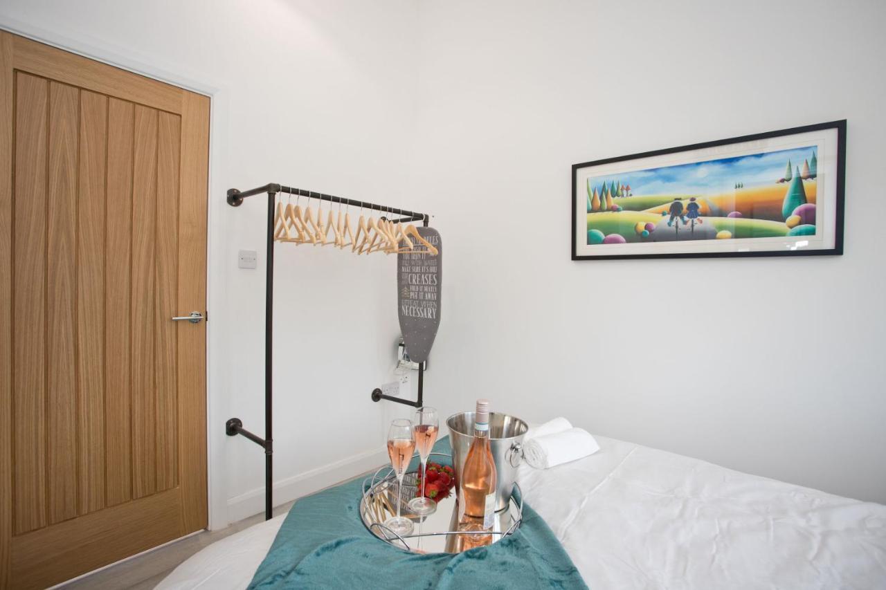 The Bearded Goat Den - A Rural Retreat At This Modern Holiday Cottage Saint Leonards Buitenkant foto